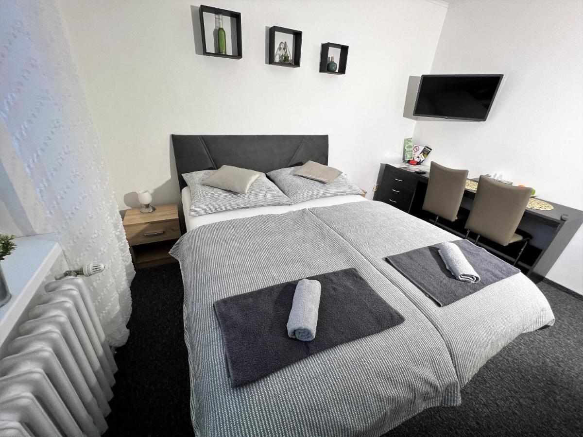 Apartmany Karlovy Vary Exterior photo